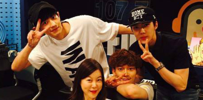 Gli EXO si raccontano a Power Time radio: una vita sotto gli occhi di tutti