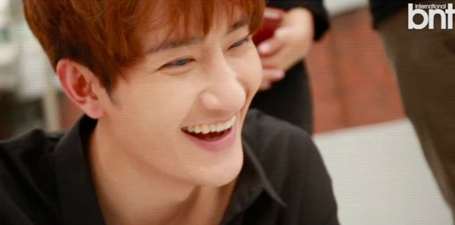 Zhou Mi si rivela per BNTNews