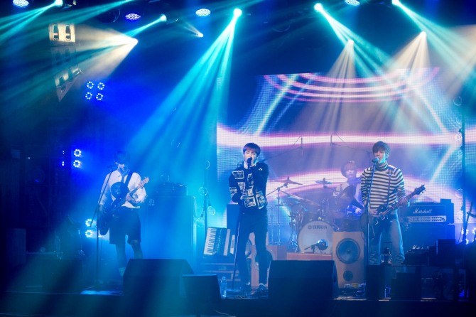 n.flying
