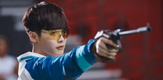 Rilasciate nuove stills per il drama ‘W’ con Lee Jong Suk