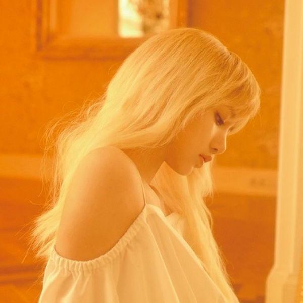 blackpink_lisa_comeback_fototeaser_04