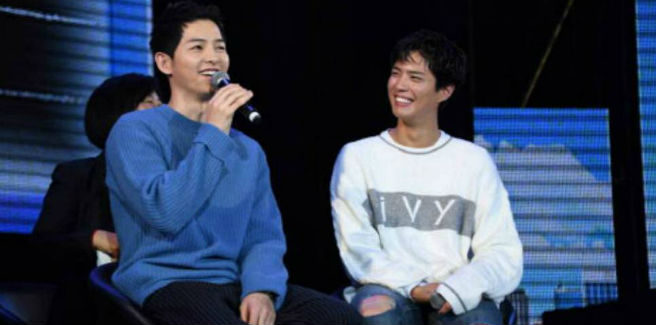 Song Joong Ki sorprende i fan di Park Bo Gum durante un fan meeting internazionale