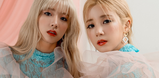 Le A Pink CHOBOM (Chorong e Bomi) debuttano con “Copycat”