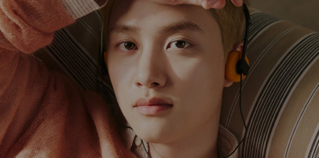 Doh Kyung Soo degli EXO canta ‘SING ALONG’