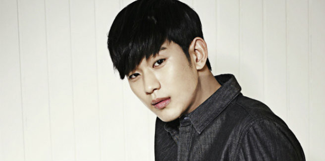 Kim Soo Hyun rinnova il contratto con la KeyEast