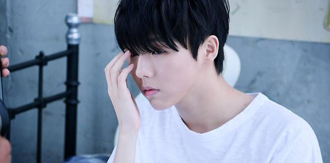Yoo Seung Woo mostra un fisico asciutto per il suo comeback