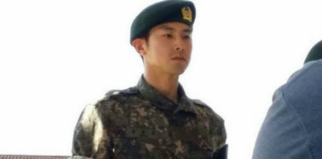 Yunho dei TVXQ termina l’addestramento e vince il premio come Miglior Recluta