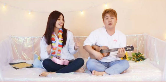 Eunji delle A Pink e Huh Gak nell’MV di “Beach”