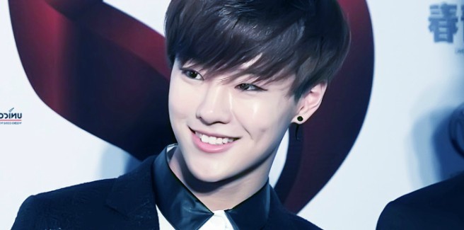 Seungyoun degli UNIQ dietro le quinte del suo MV “Baby Ride”