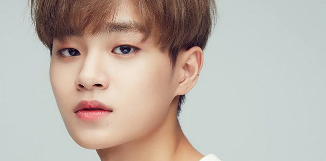 Fan furiosi con la YMC dopo l’orecchio sanguinante di Lee Dae Hwi dei Wanna One sul palco