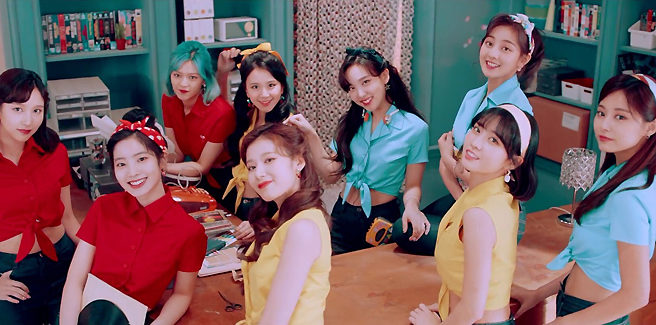 Le TWICE nel remake di ‘I Want You Back’ dei Jackson 5