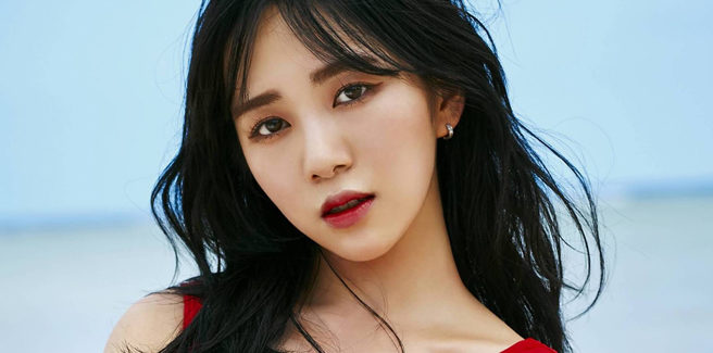 Mina, ex-AOA, chiude l’account Instagram, mentre il suo ex parla di lei