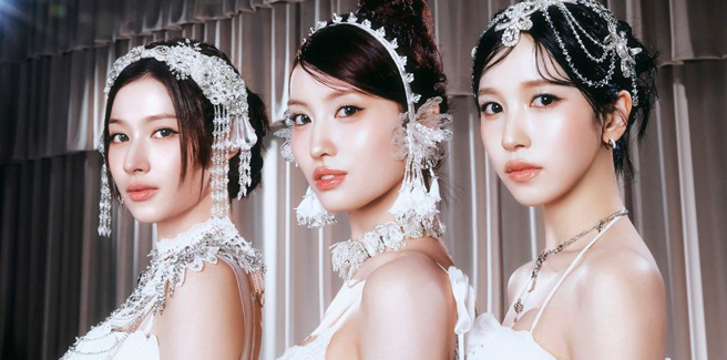 Le MISAMO, unit delle TWICE, teatrali, swing e magiche in ‘Confetti’